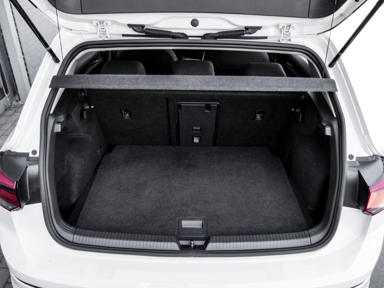 Volkswagen Golf VIII Life
