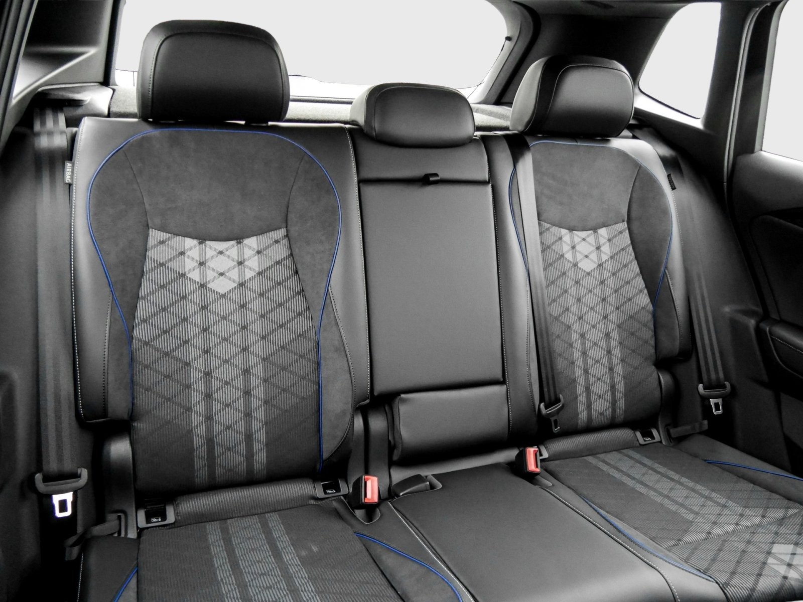 Volkswagen Tiguan R-Line eHybrid