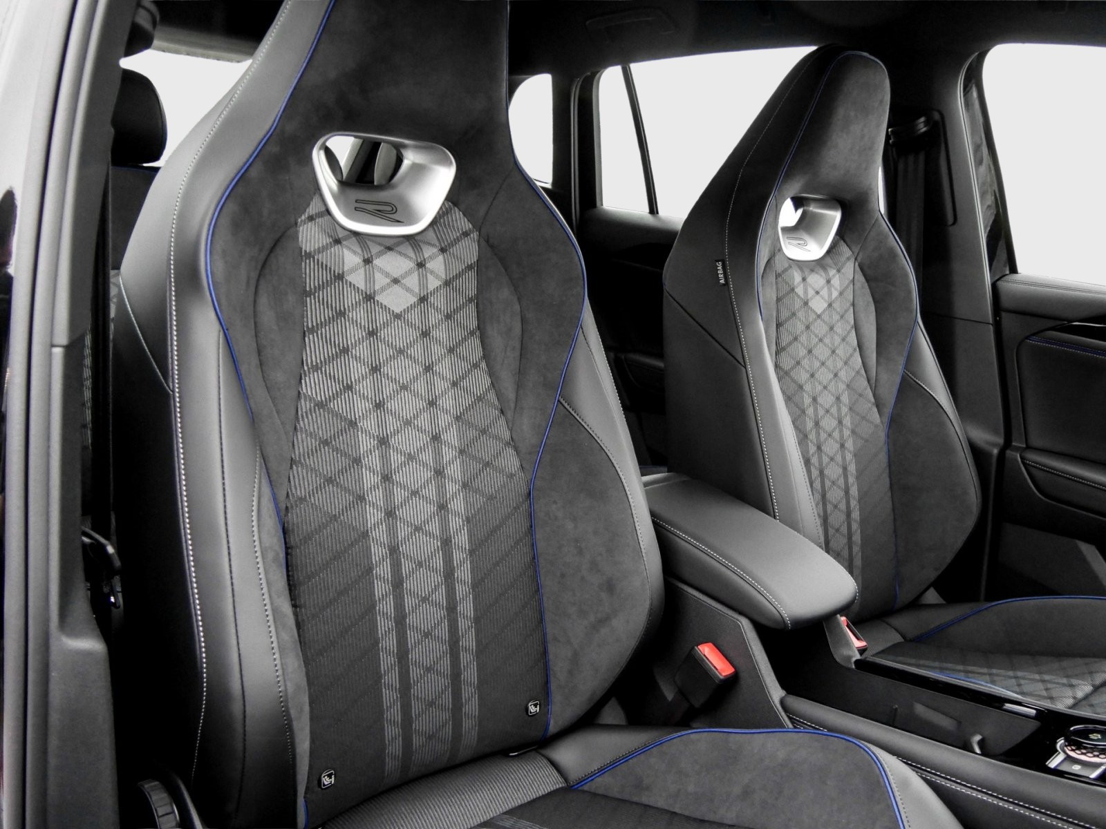 Volkswagen Tiguan R-Line eHybrid