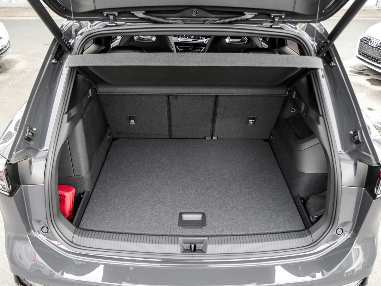 Volkswagen Tiguan R-Line Black