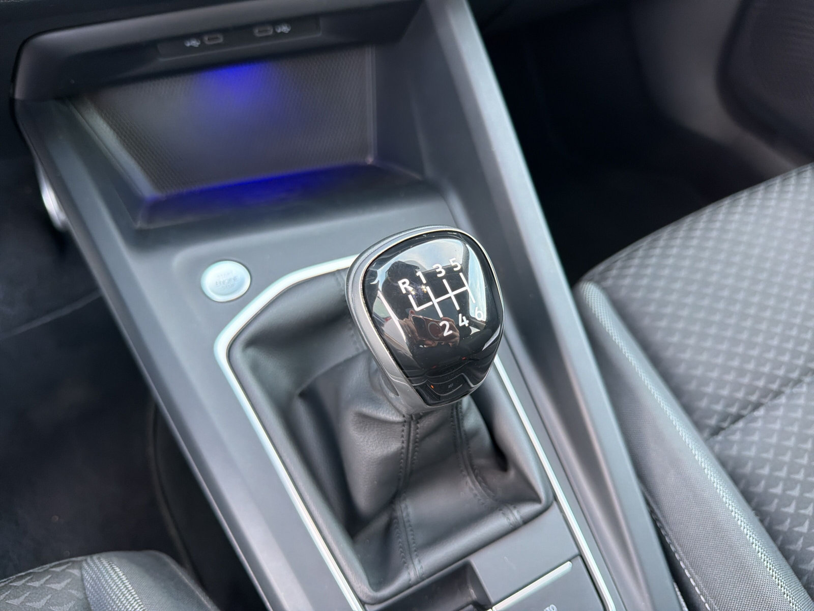 Volkswagen Golf VIII ACTIVE