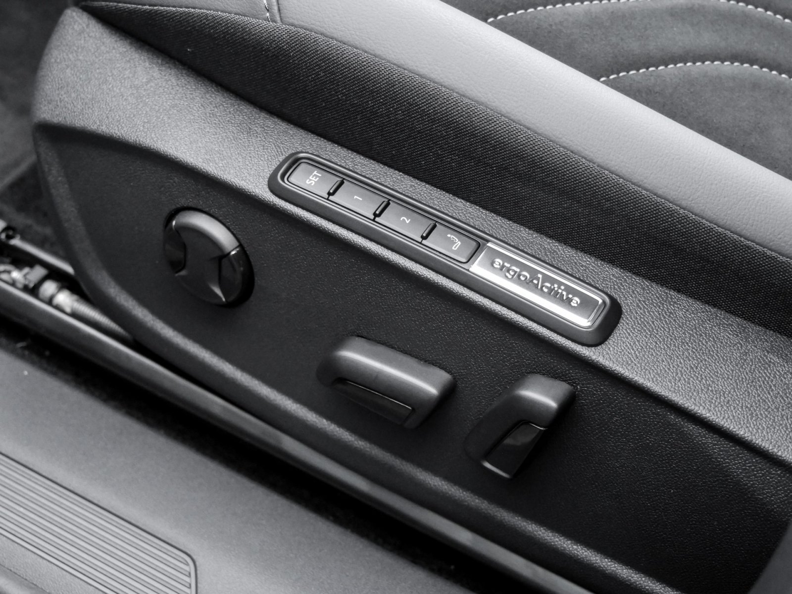 Volkswagen ID.4 Pro Black