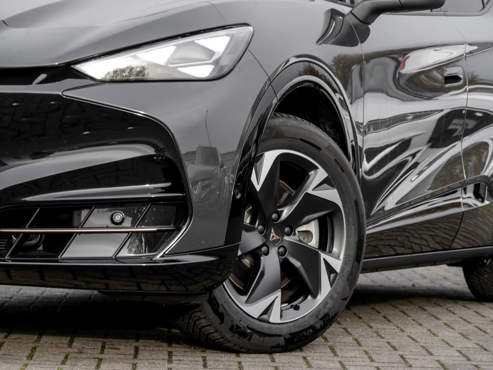 Cupra Tavascan Endurance LED