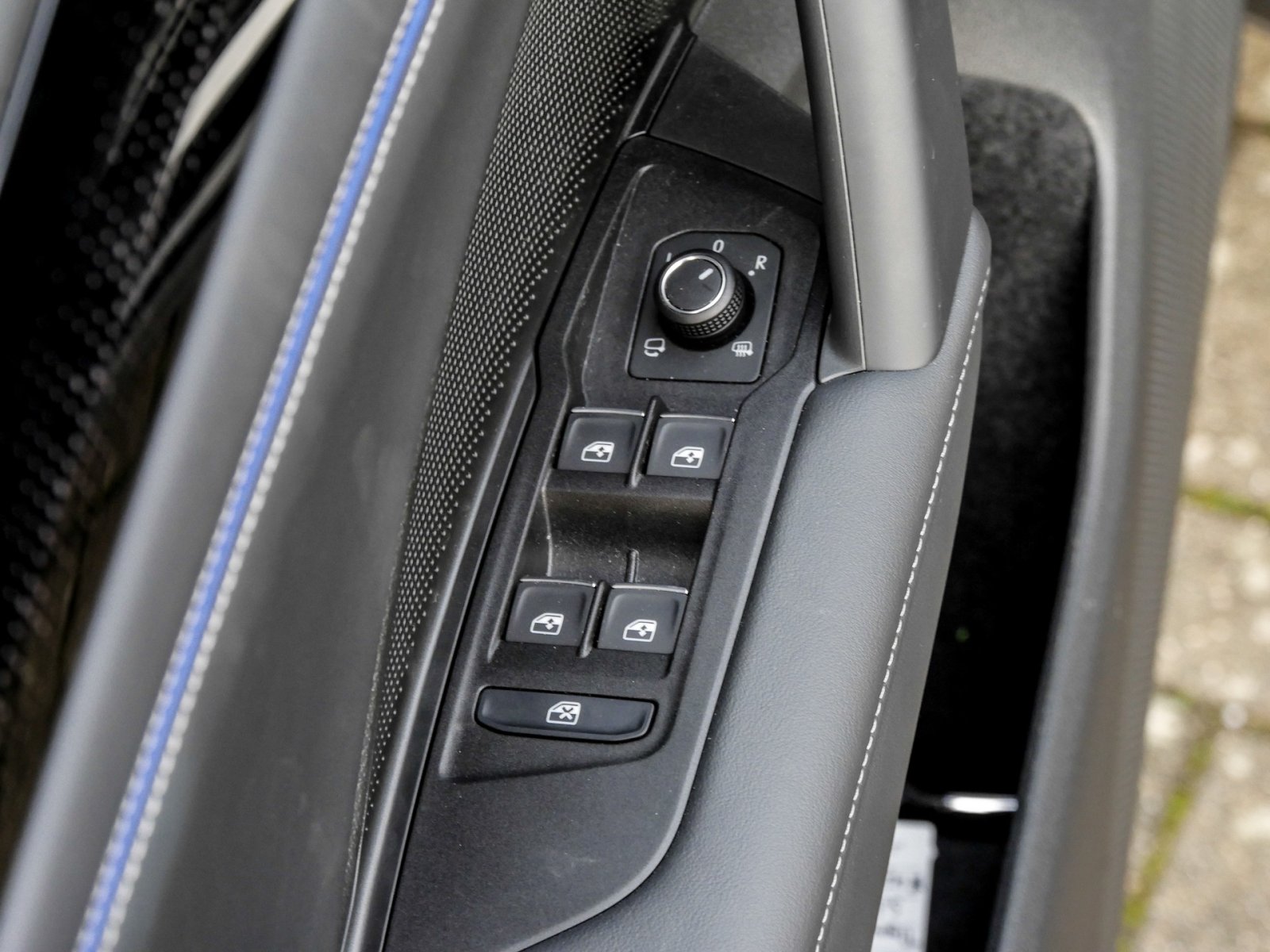 Volkswagen Tiguan R-Line eHybrid