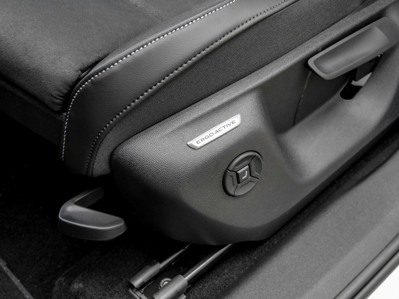 Volkswagen Tiguan Elegance 2.0