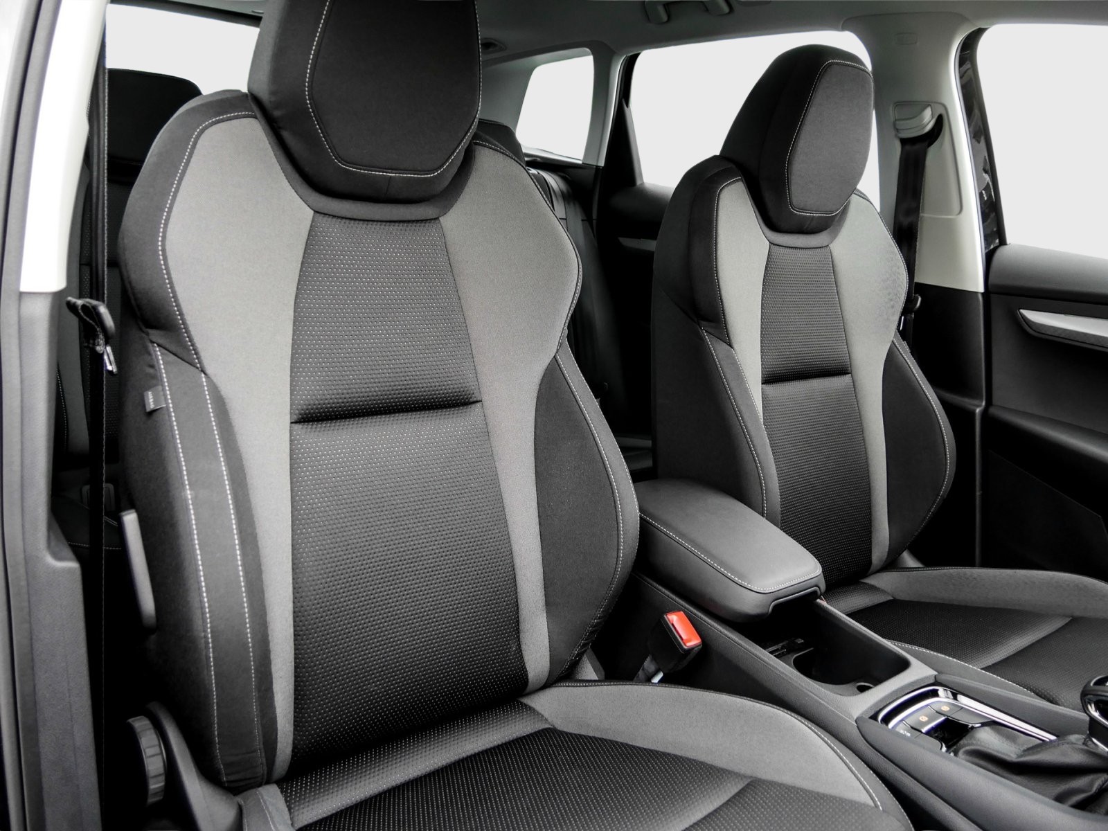 Skoda Karoq Tour 1.5