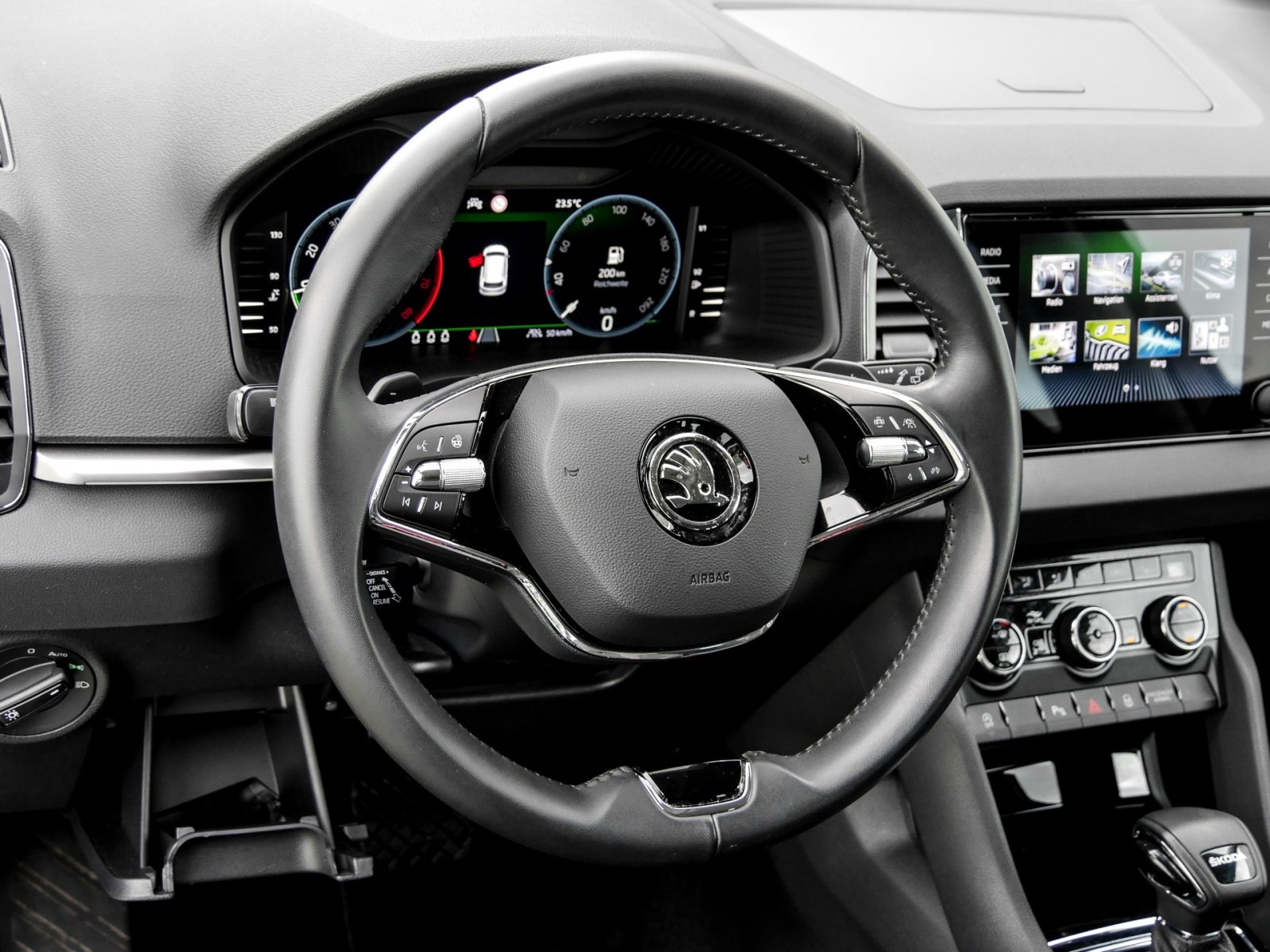 Skoda Karoq Tour 1.5