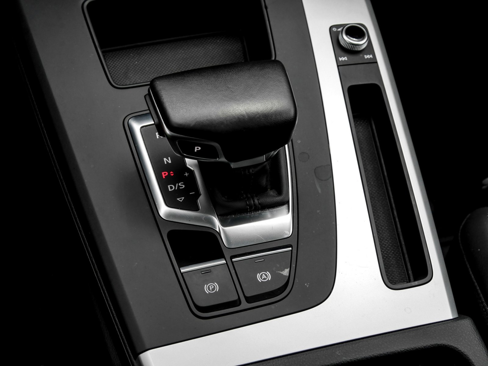 Audi Q5 advanced 50
