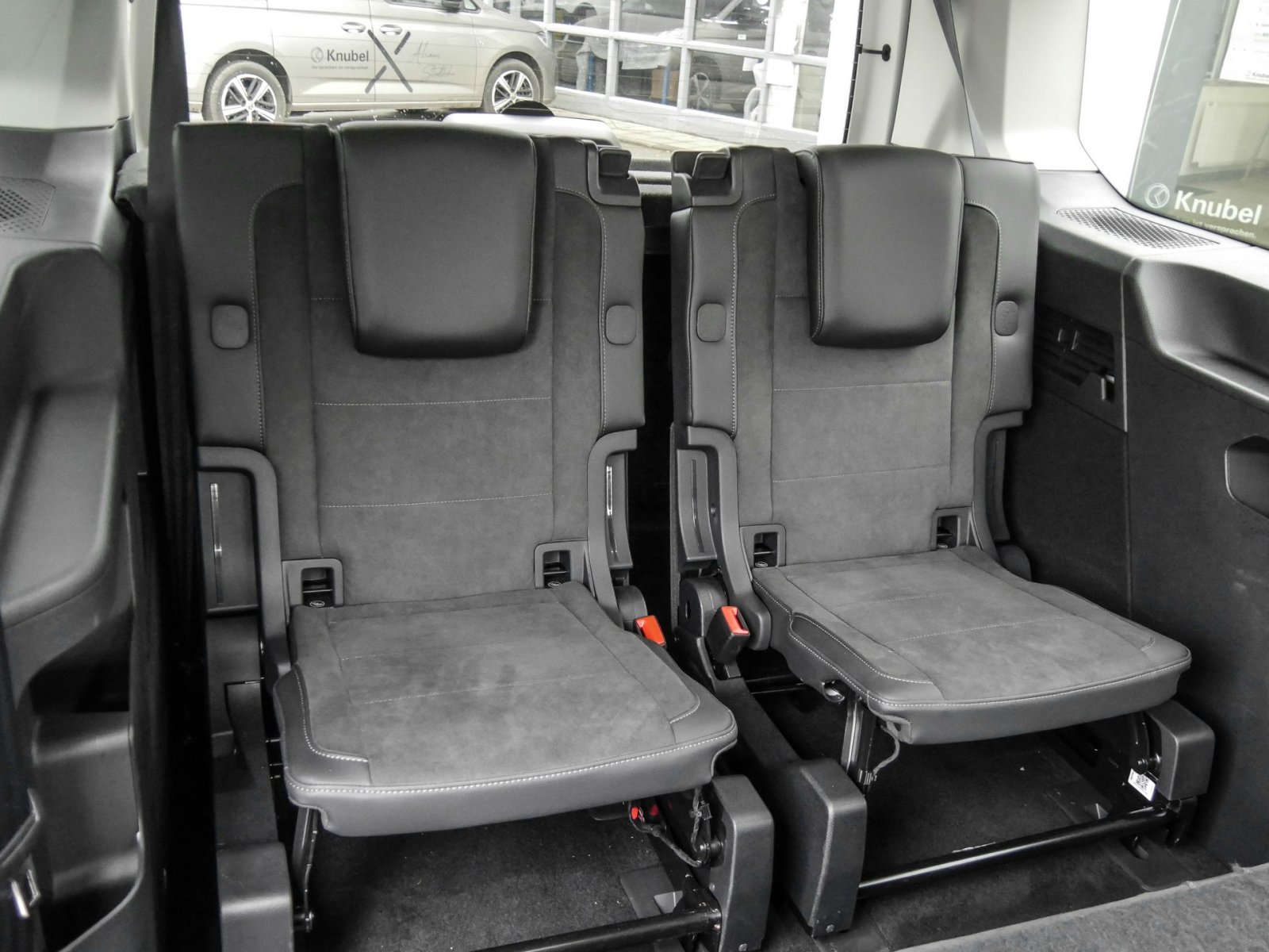 Volkswagen Caddy Maxi Edition