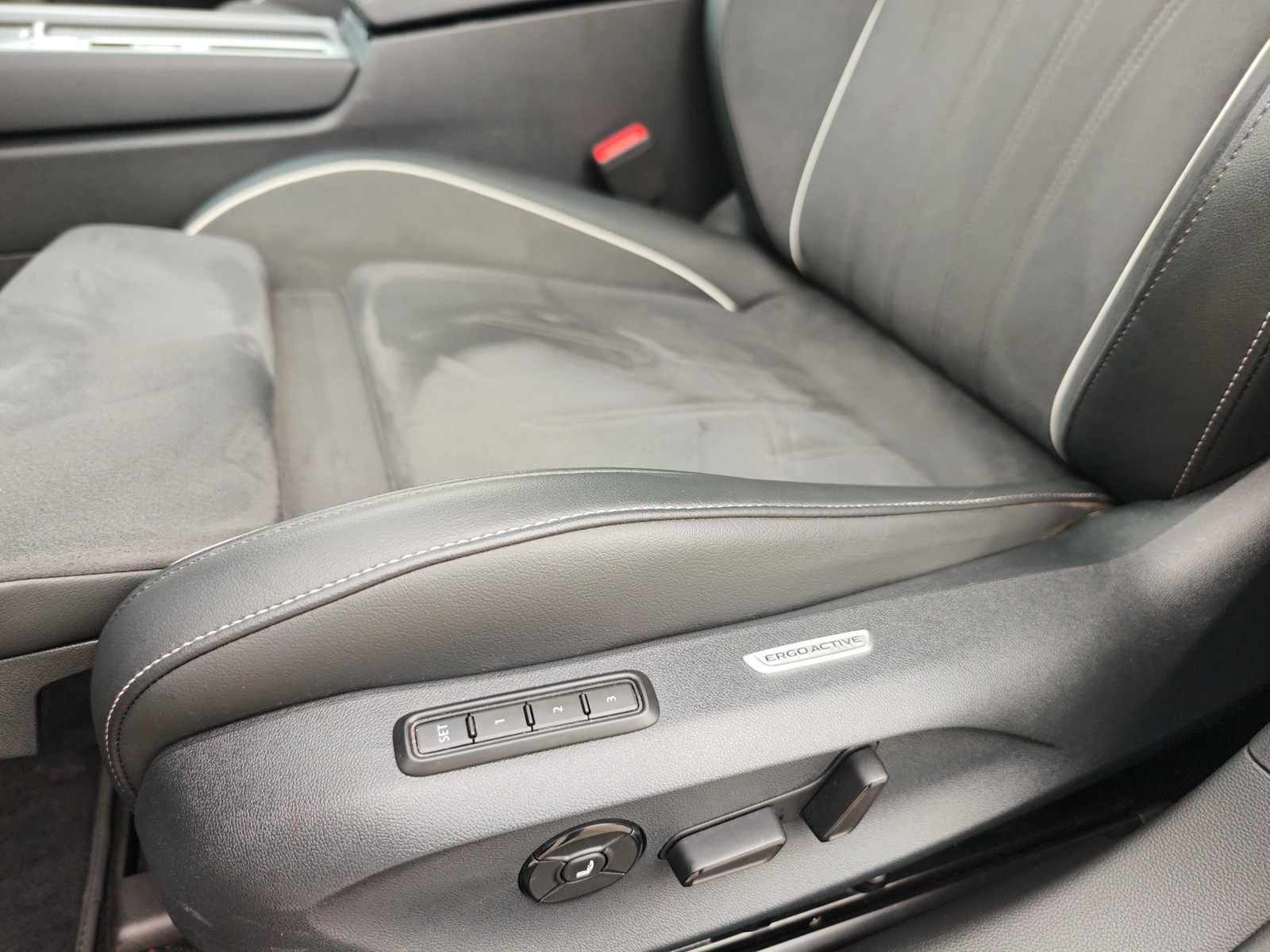 Volkswagen Passat Business 1.5