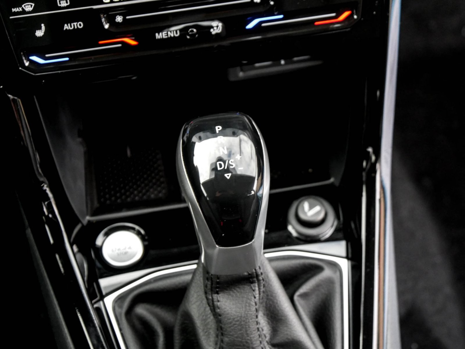 Volkswagen T-Cross Life 1.0