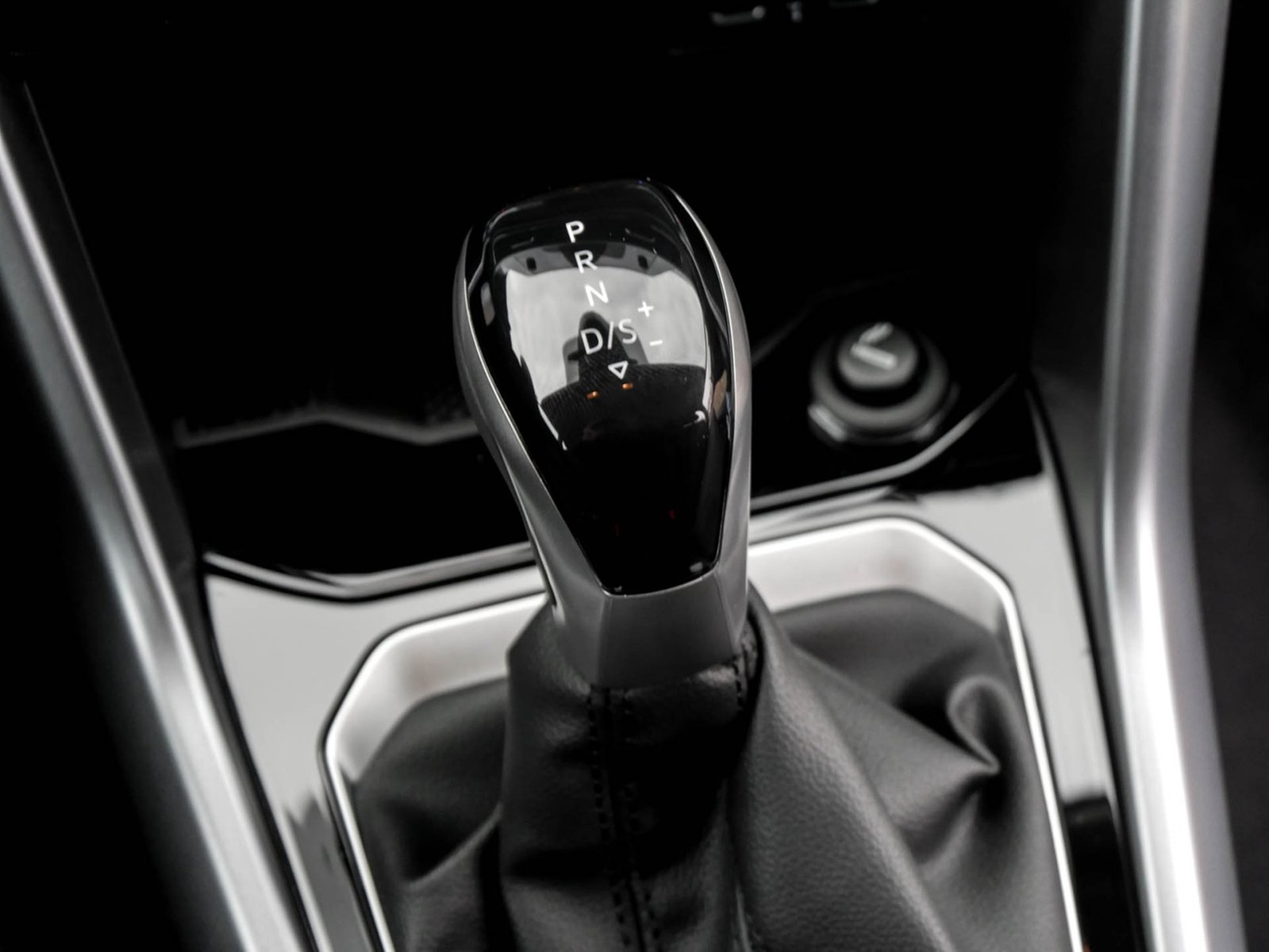 Volkswagen T-Roc Life 1.5