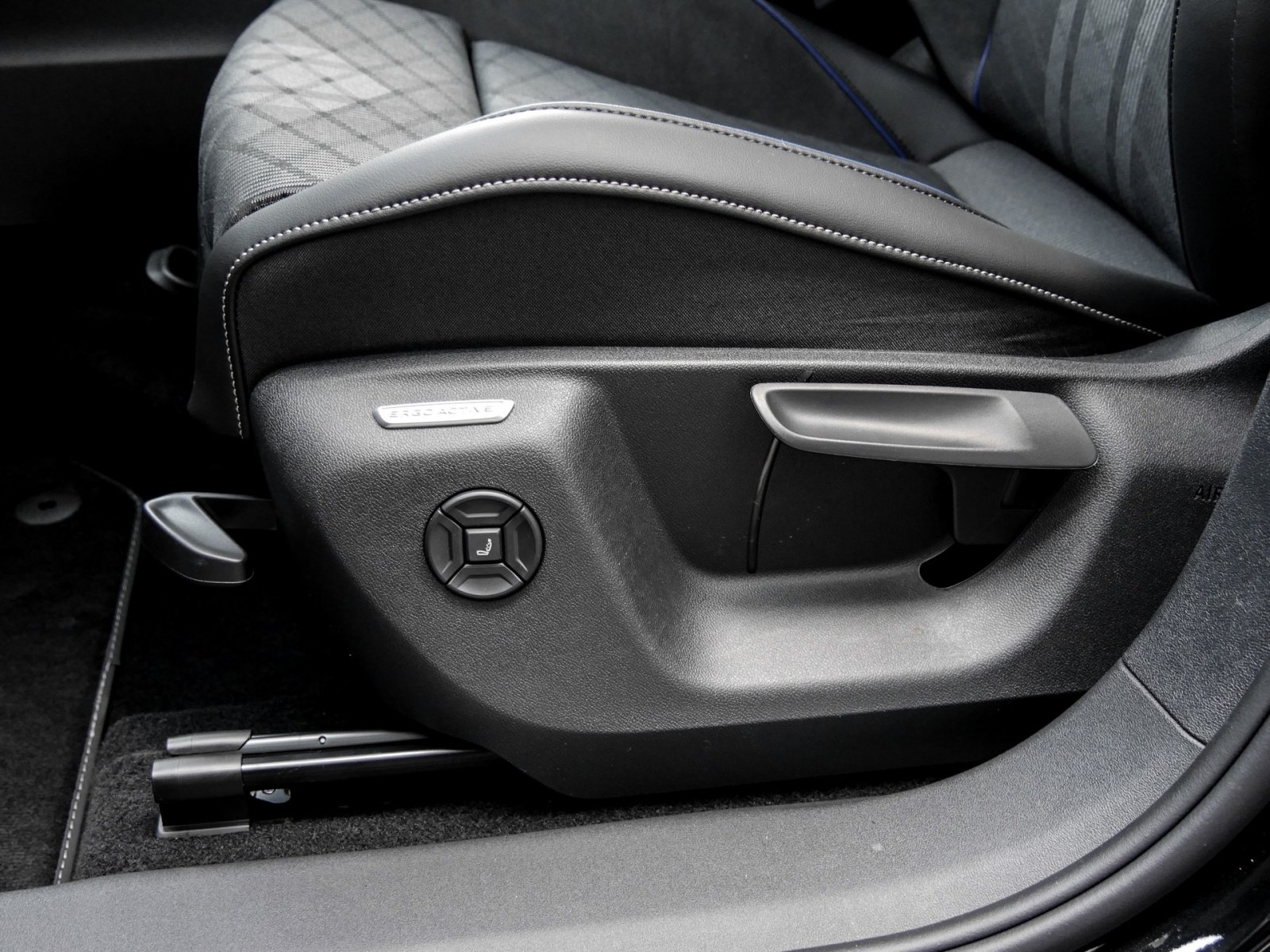 Volkswagen Tiguan R-Line 2.0