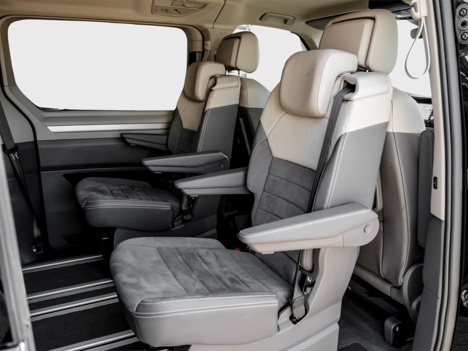 Volkswagen T7 Multivan Life