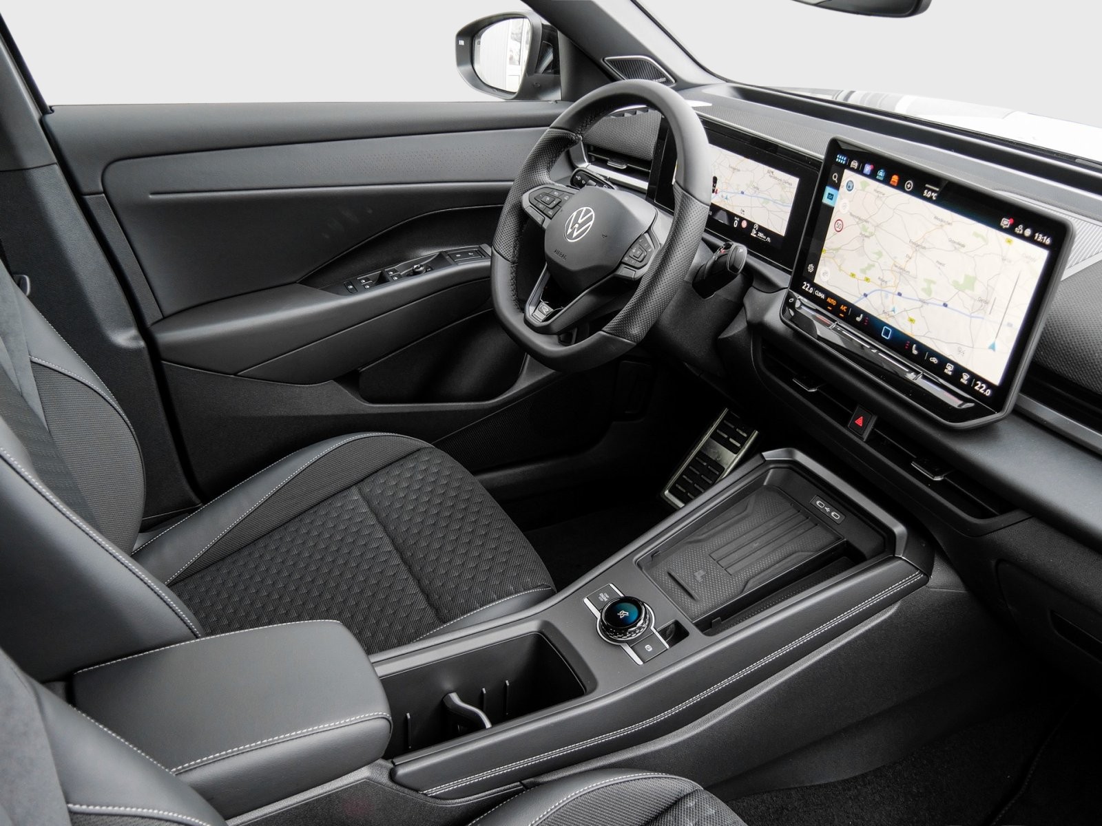 Volkswagen T-Roc R-Line Black