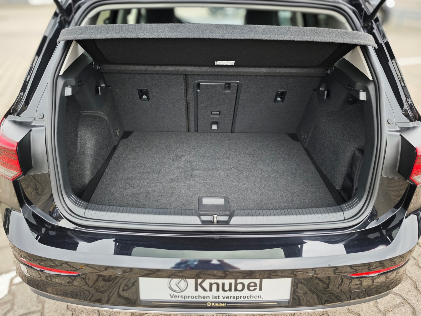 Volkswagen Golf VIII ACTIVE