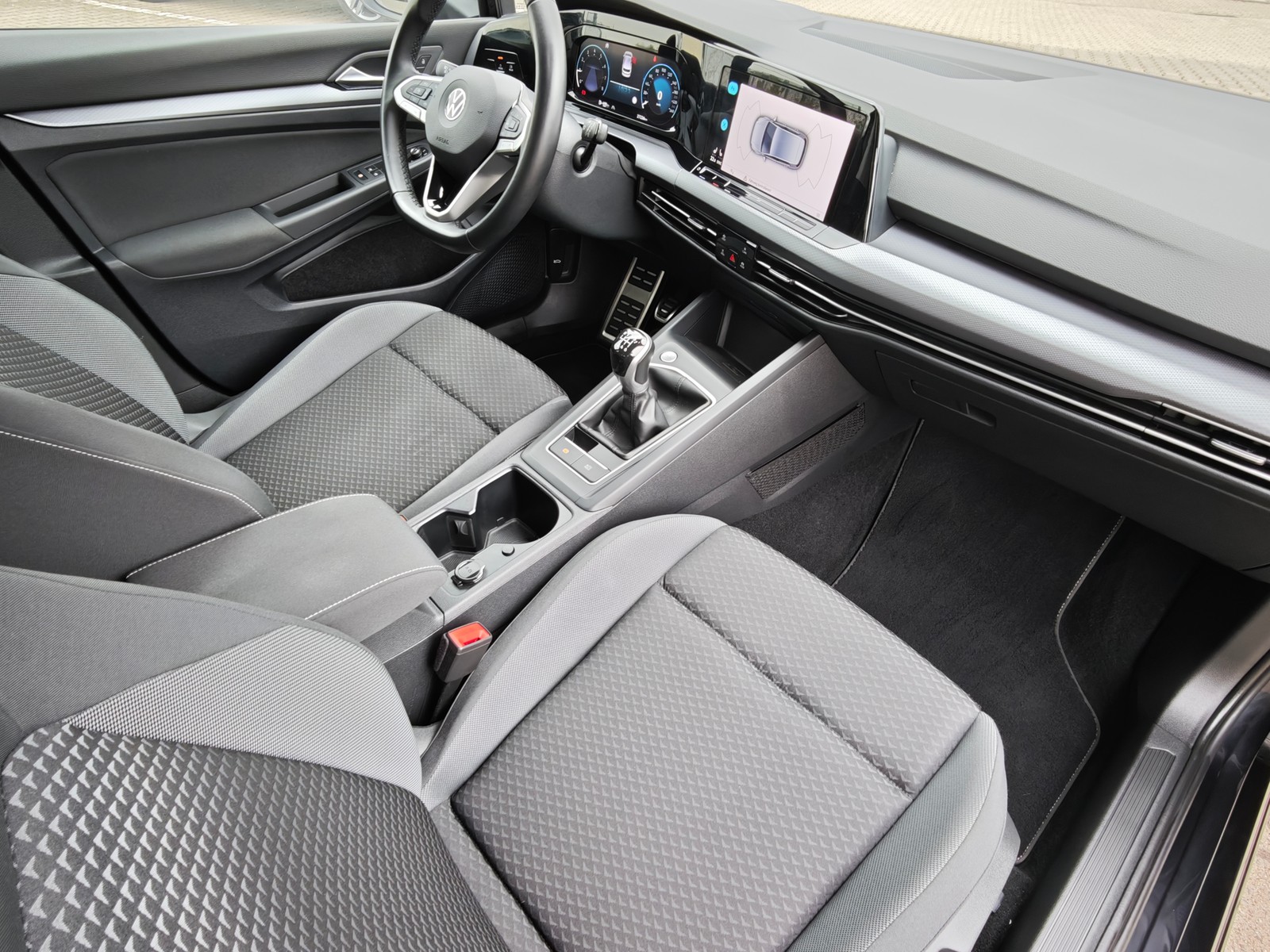 Volkswagen Golf VIII ACTIVE