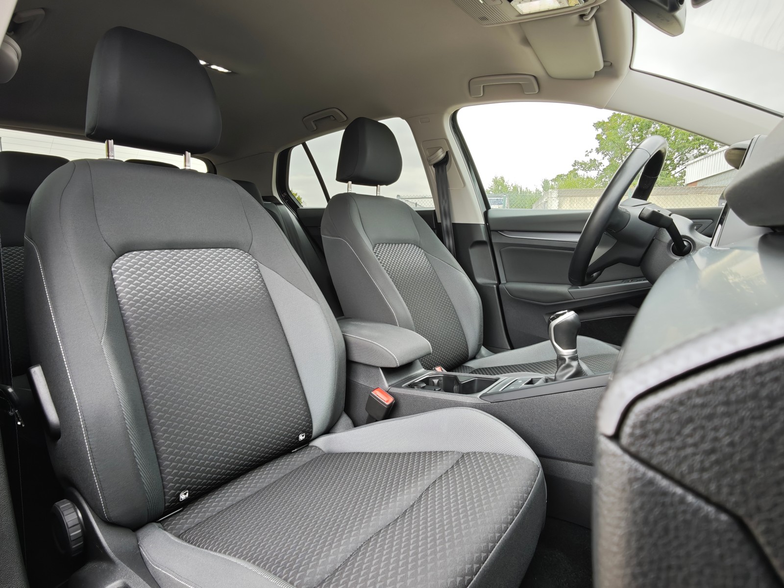 Volkswagen Golf VIII ACTIVE