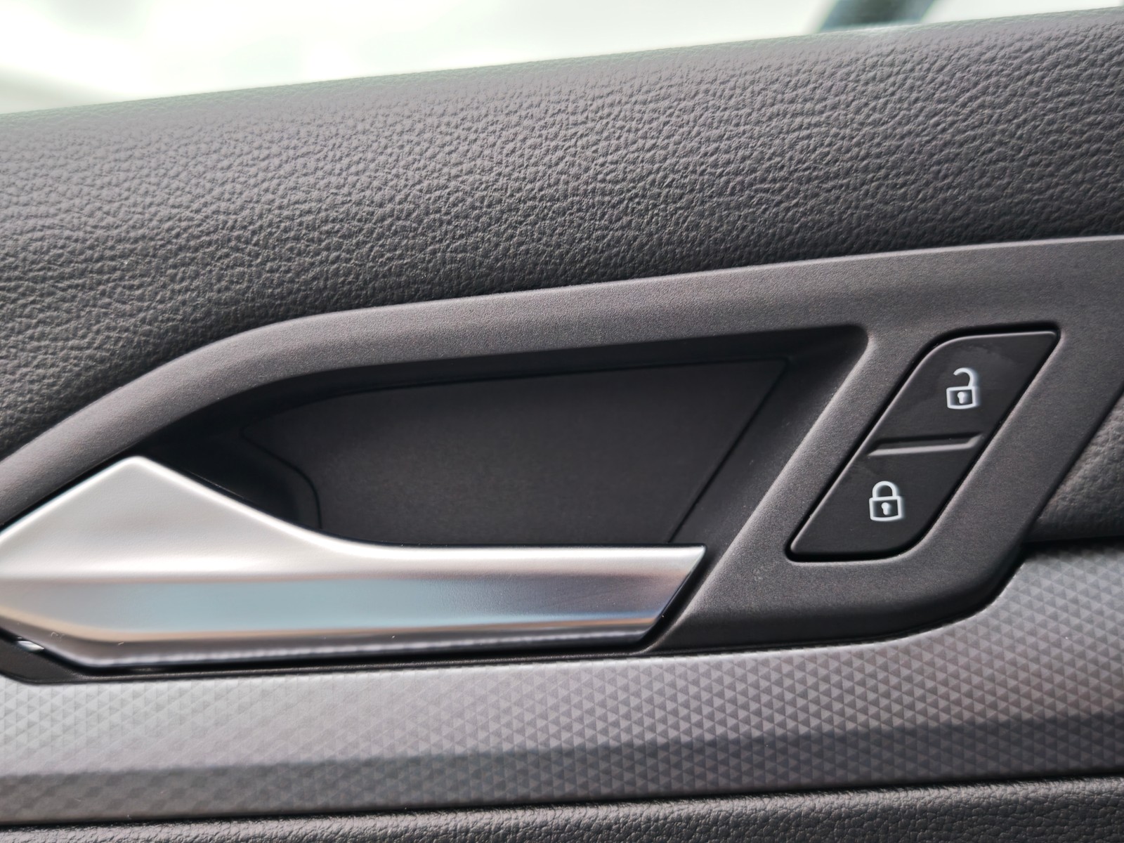 Volkswagen Golf VIII ACTIVE