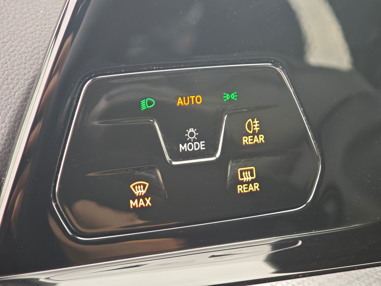 Volkswagen Golf VIII ACTIVE