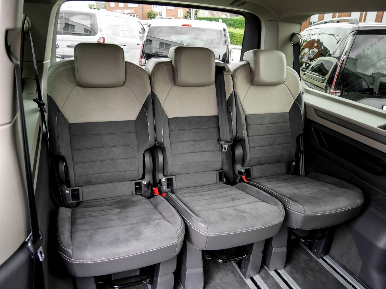 Volkswagen T7 Multivan Life