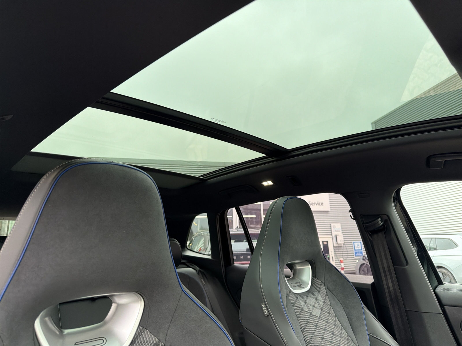 Volkswagen Tiguan R-Line eHybrid