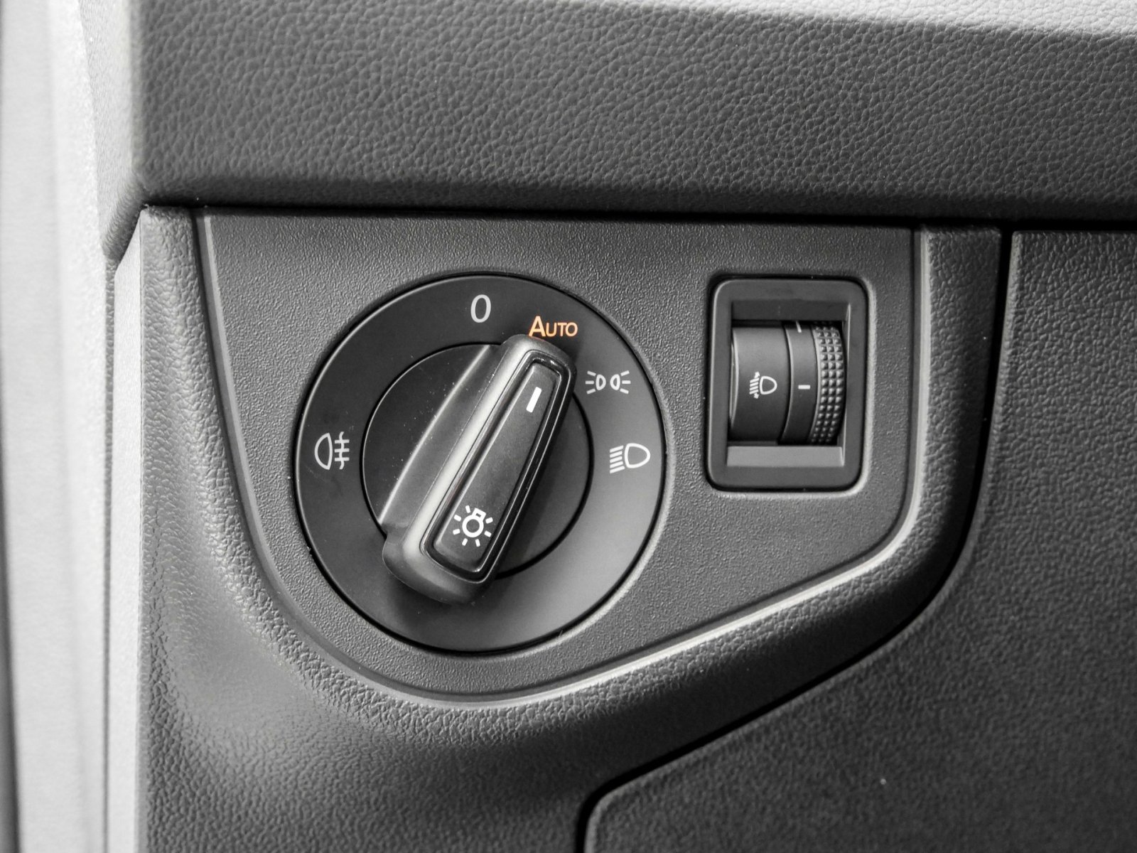 Volkswagen Polo Life 1.0