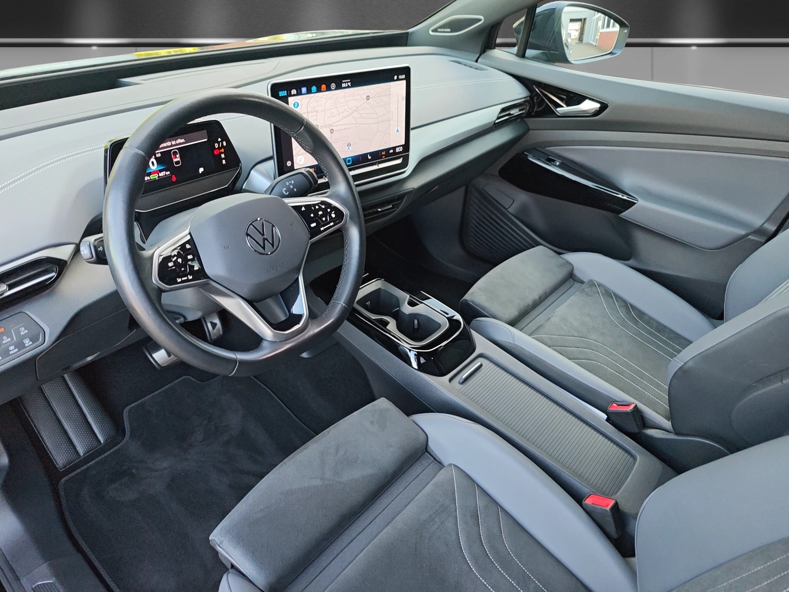 Volkswagen ID.4 Pro BlackStyle*AHK*WäPu*5Pakete*