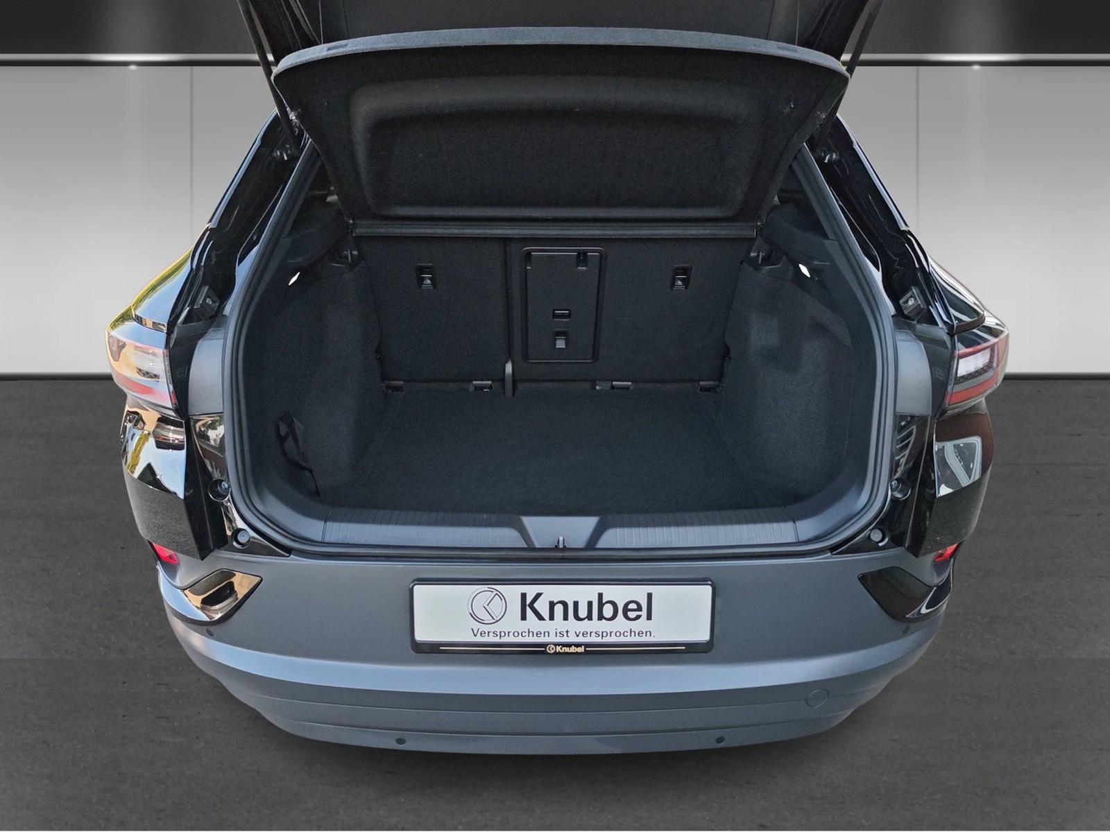 Volkswagen ID.4 Pro BlackStyle*AHK*WäPu*5Pakete*