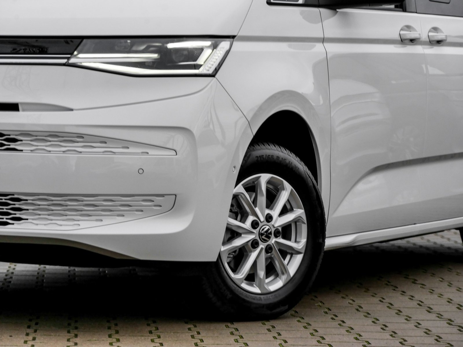Volkswagen T7 California Ocean