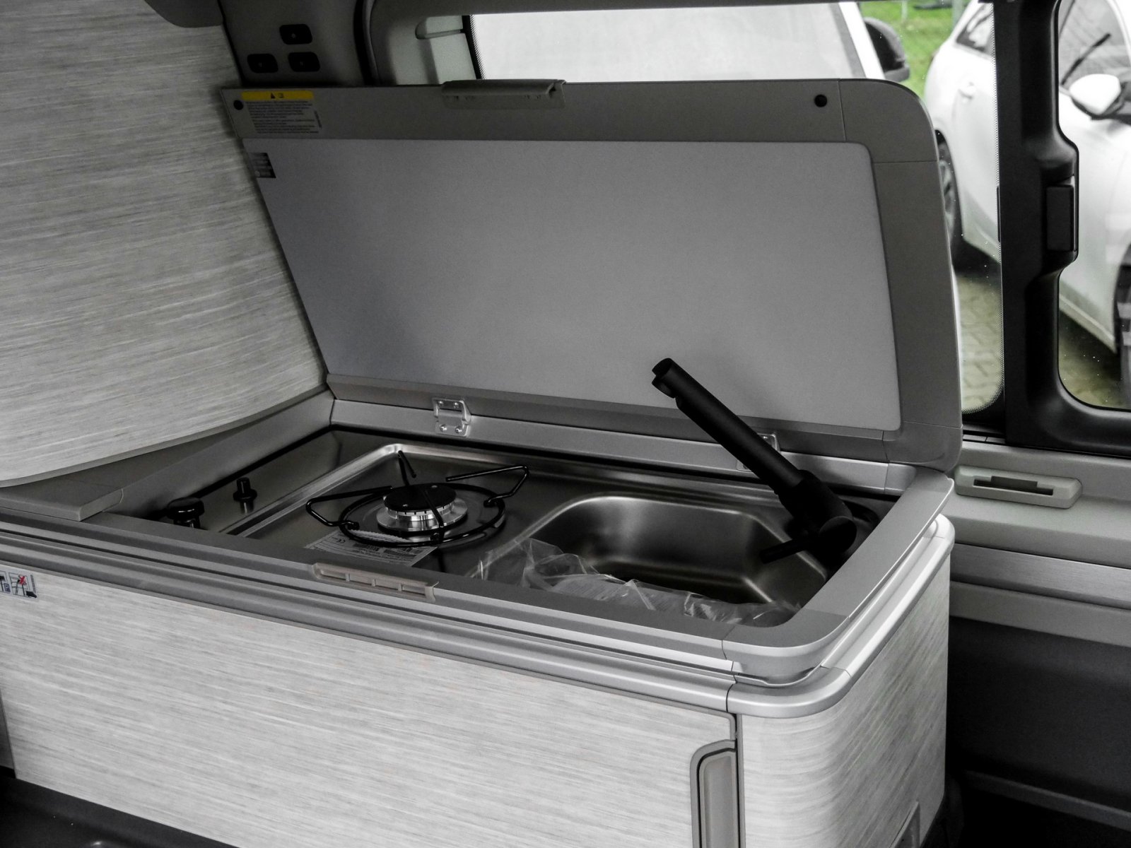 Volkswagen T7 California Ocean