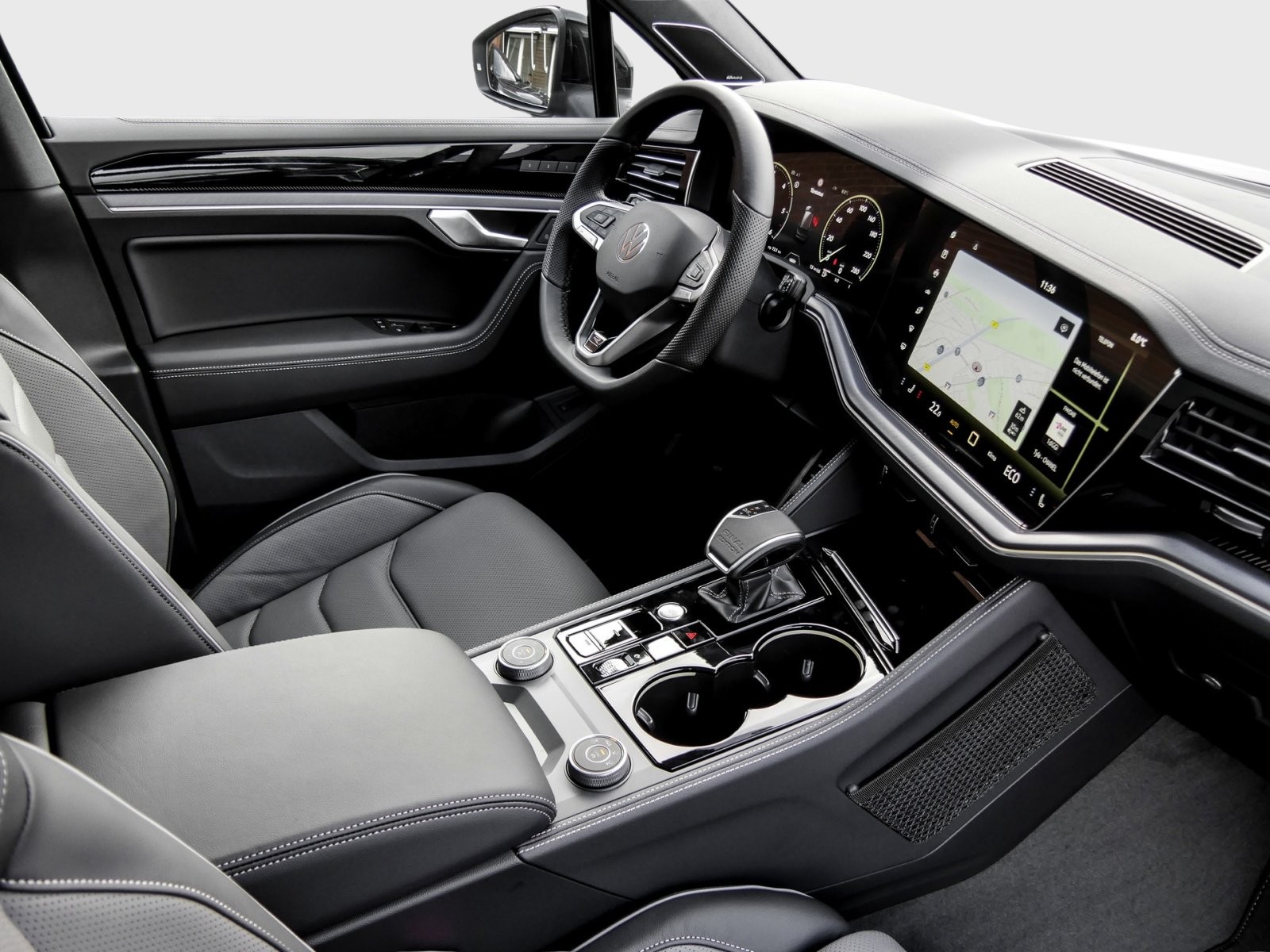 Volkswagen Touareg R-Line FINAL