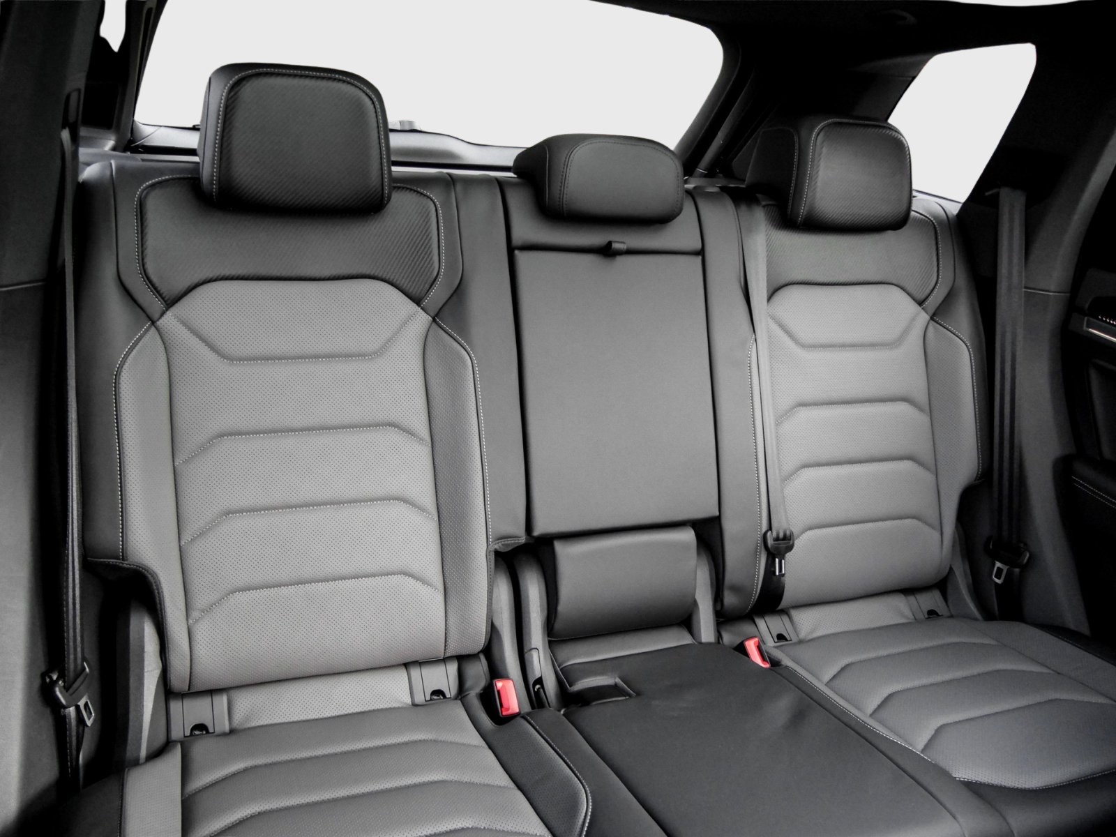 Volkswagen Touareg R-Line FINAL