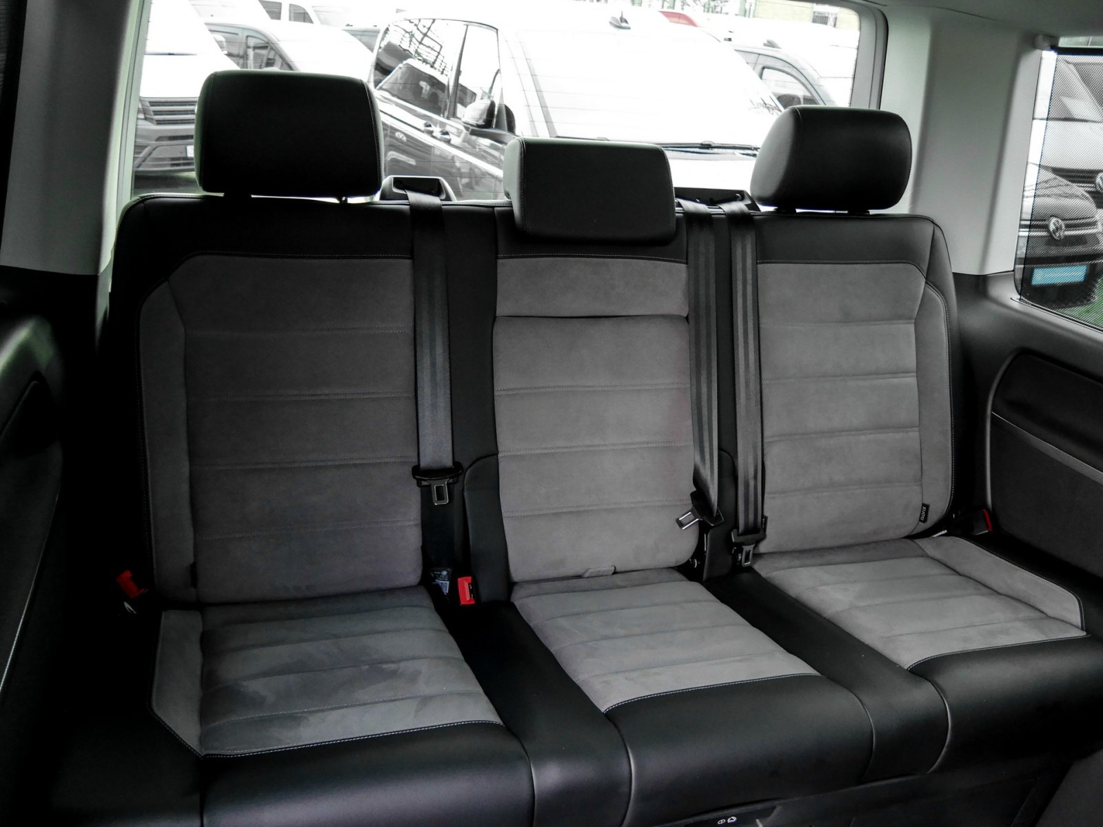 Volkswagen T6 Multivan 6.1