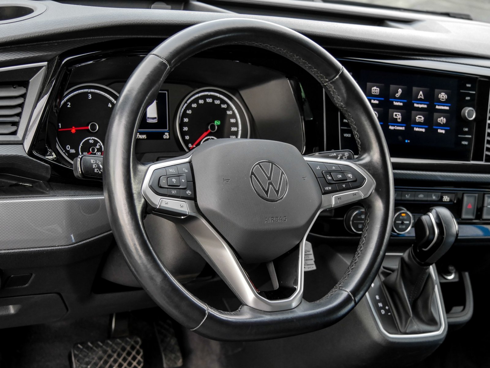 Volkswagen T6 Multivan 6.1