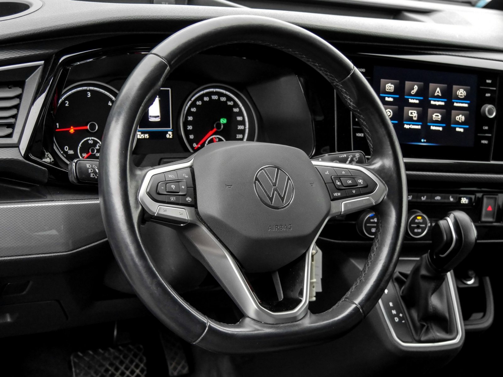 Volkswagen T6 Multivan 6.1