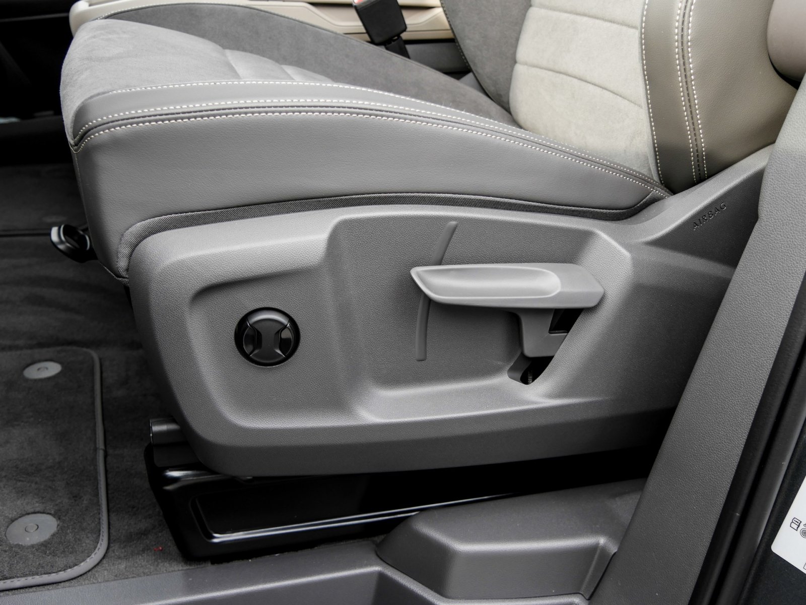 Volkswagen T7 Multivan ENERGY