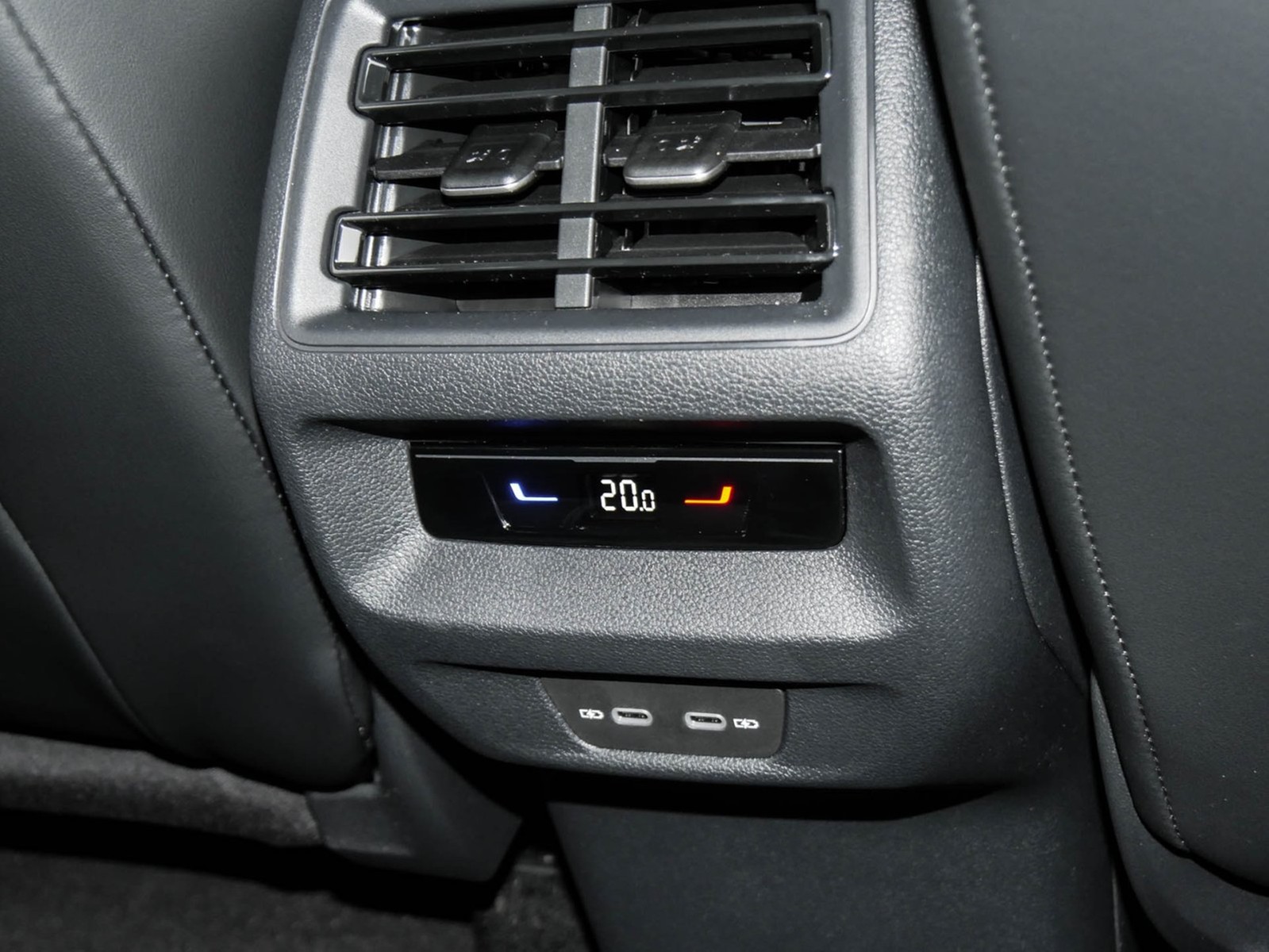 Volkswagen Tiguan R-Line eHybrid