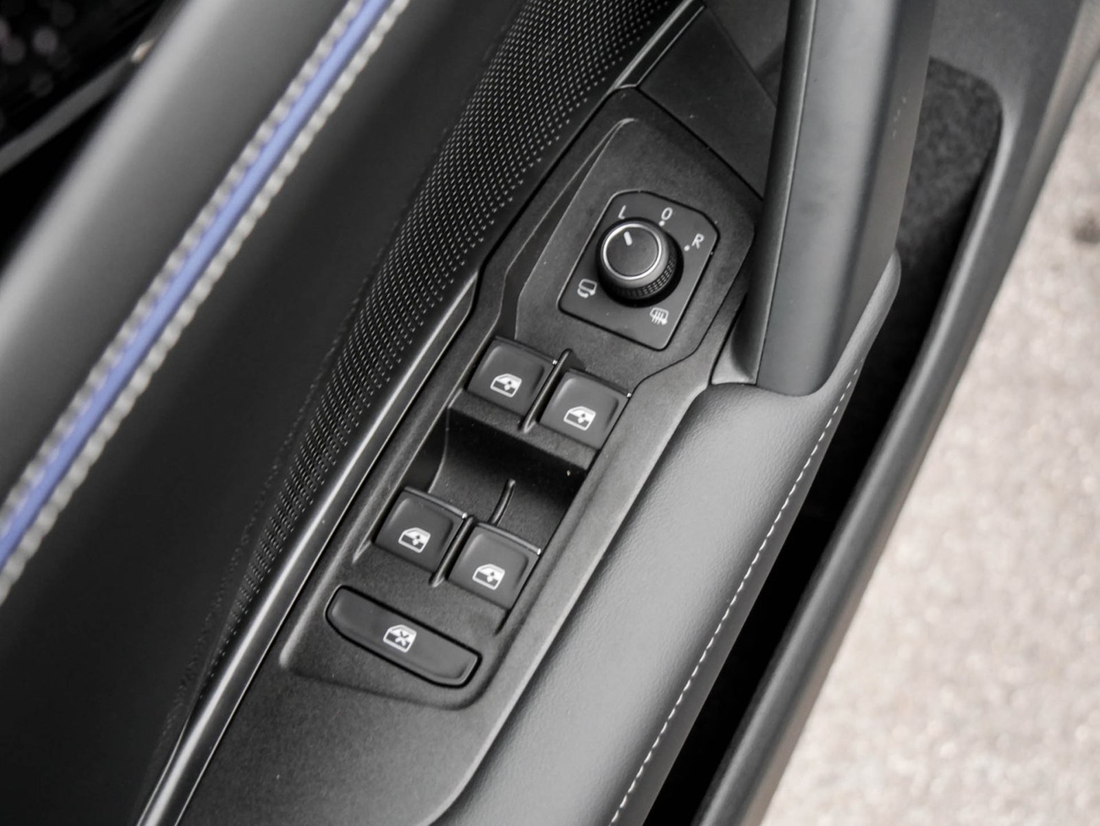 Volkswagen Tiguan R-Line eHybrid