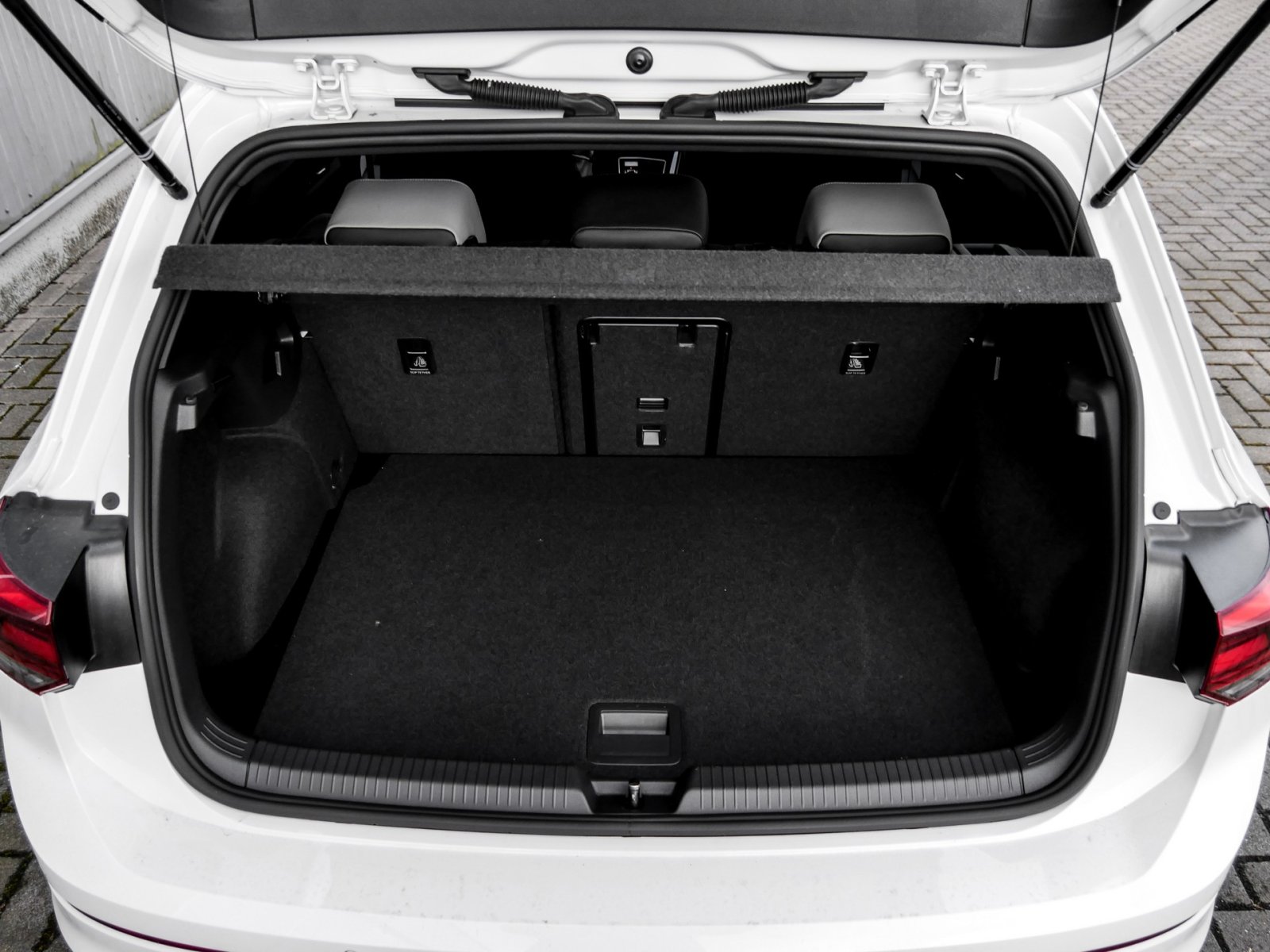 Volkswagen Golf VIII R-Line