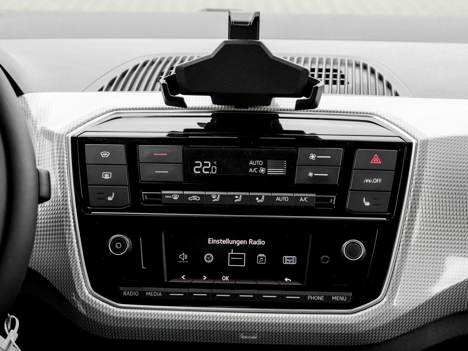 Volkswagen e-up! move maps+more