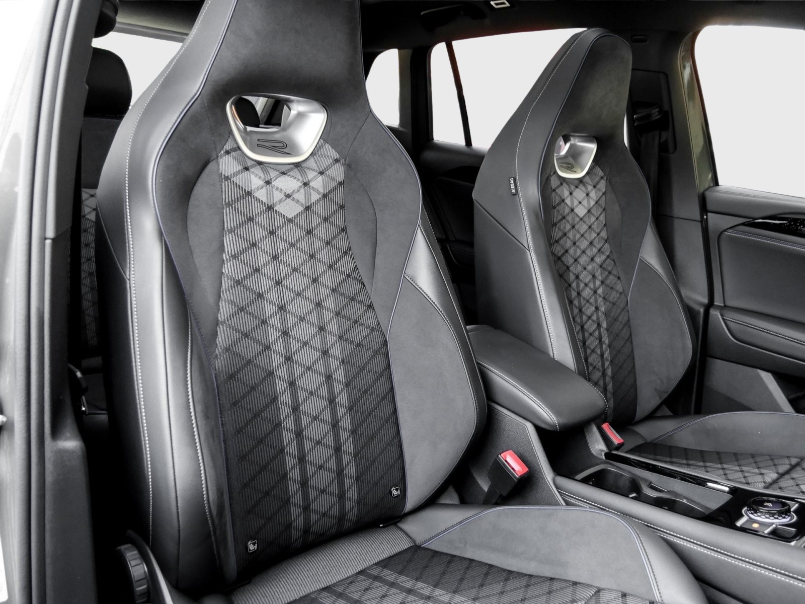 Volkswagen Tiguan R-Line 2.0