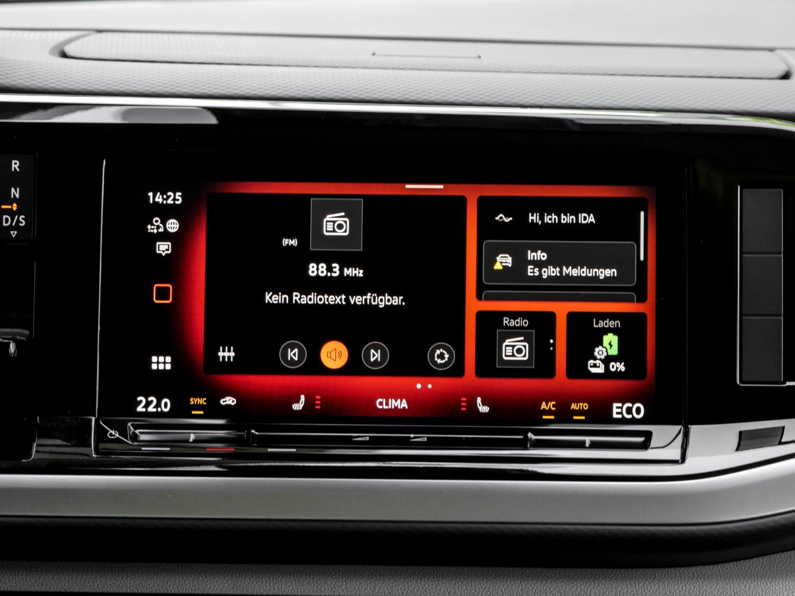 Volkswagen T7 Multivan GOAL