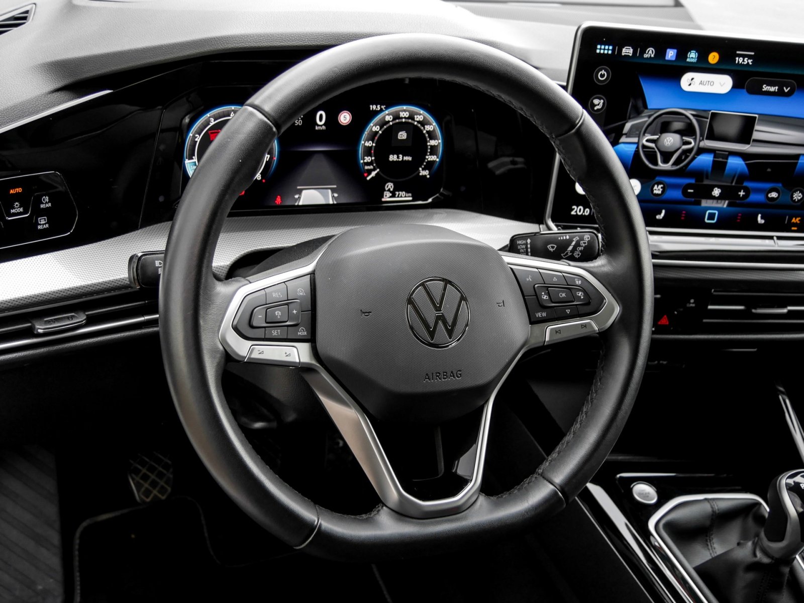 Volkswagen Golf VIII Style