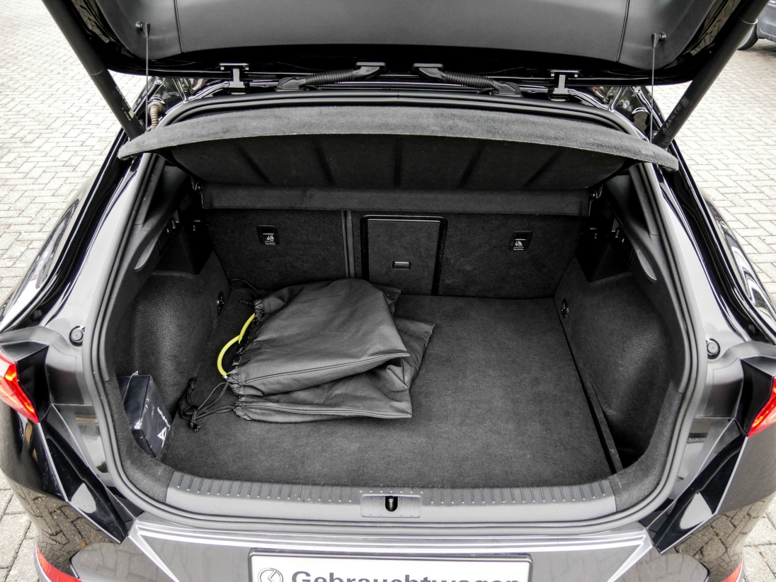 Cupra Formentor e-Hybrid LED