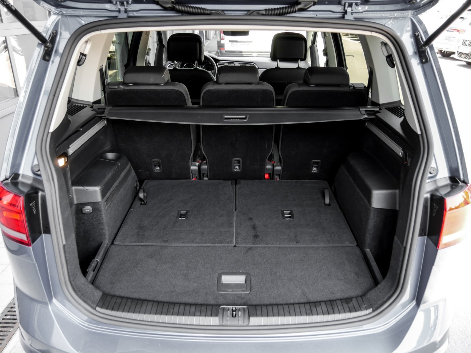 Volkswagen Touran ACTIVE 2.0