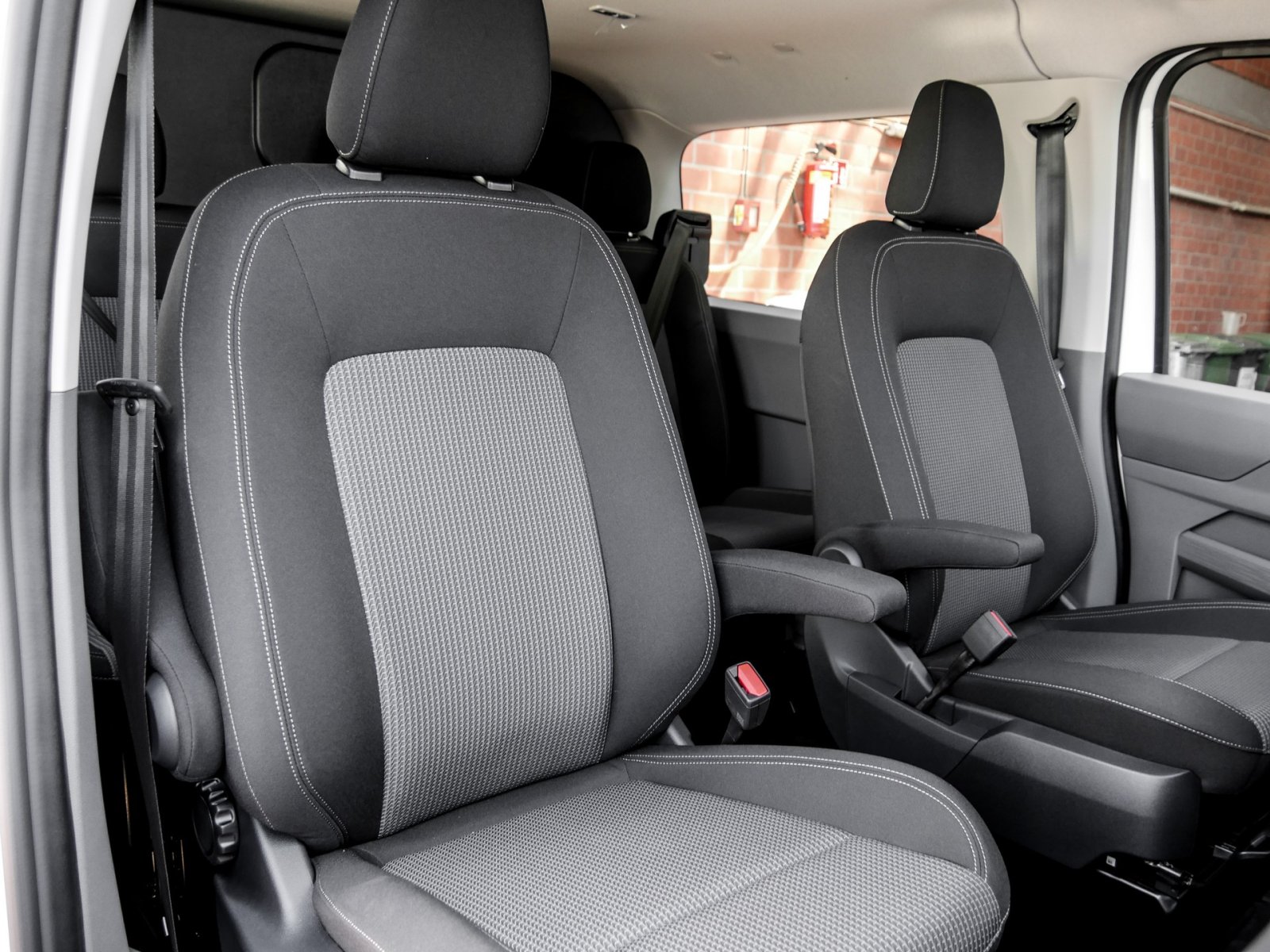 Volkswagen T7 Transporter Kasten+