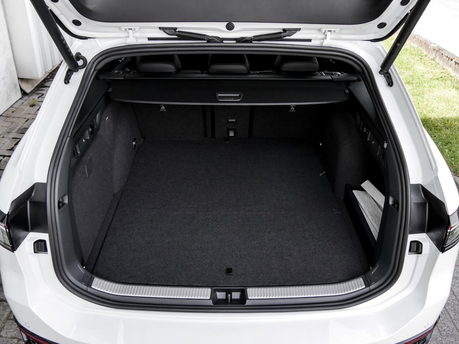 Volkswagen Passat Variant R-Line