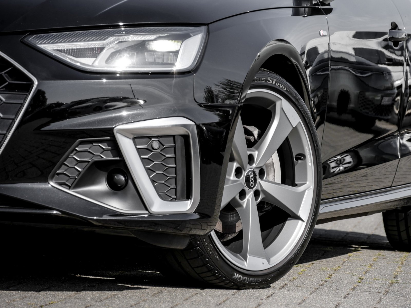 Audi A4 40 TFSI