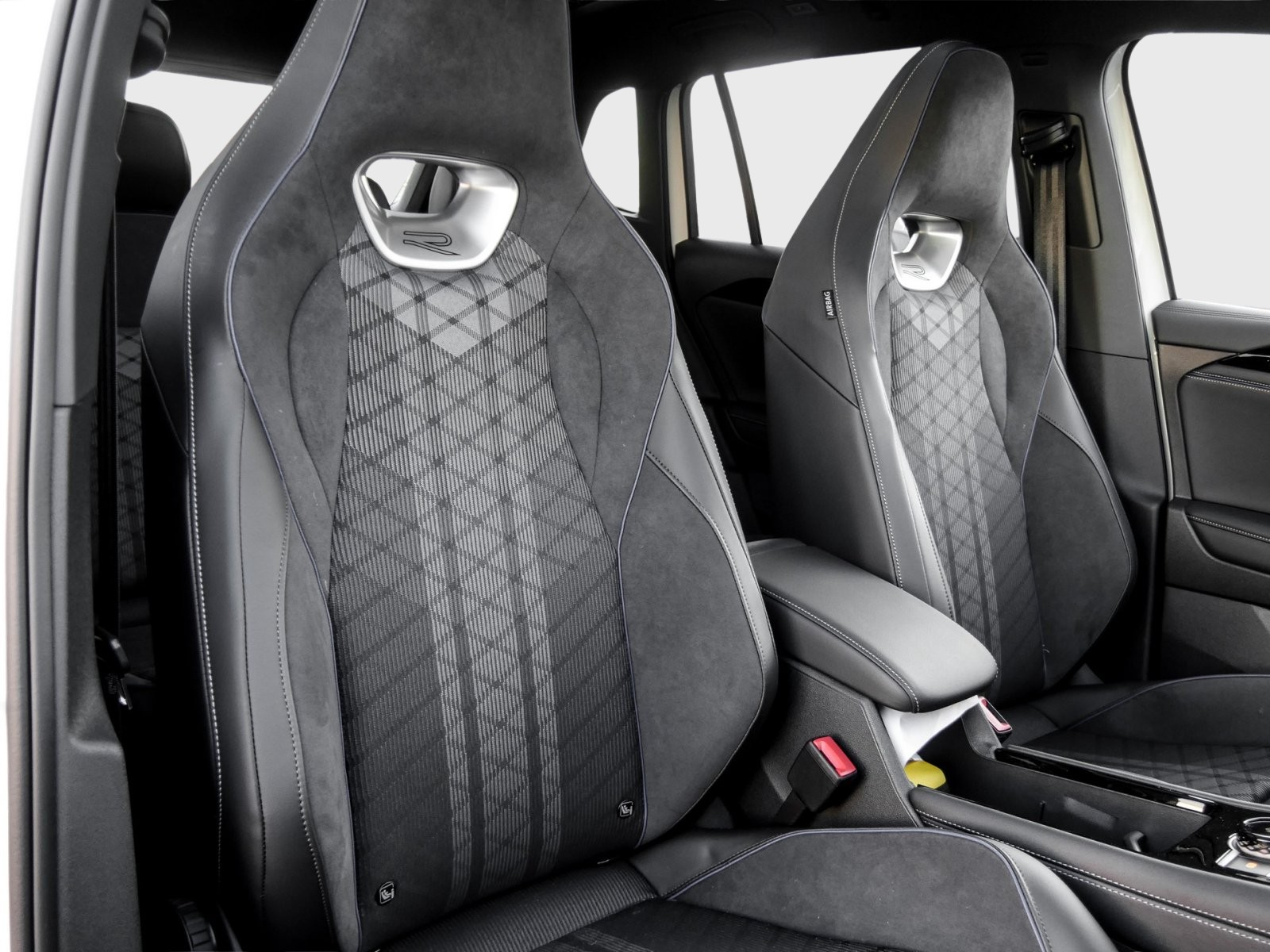 Volkswagen Tiguan R-Line Black